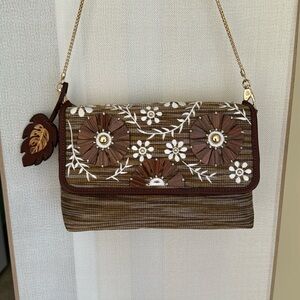 Embroiled Tommy Bahama purse